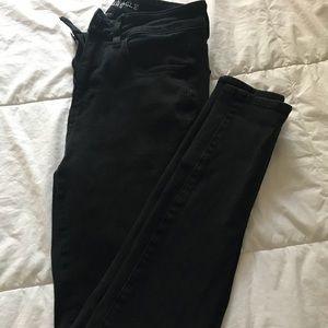 Black high wasted skinny jeans